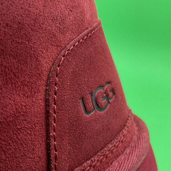 Ugg Neumel Logo Boots. Brand New. Mens Size: 9 - 13 main image 4